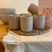 Taza Cerámica Beige Sin Asa 8x7 cm