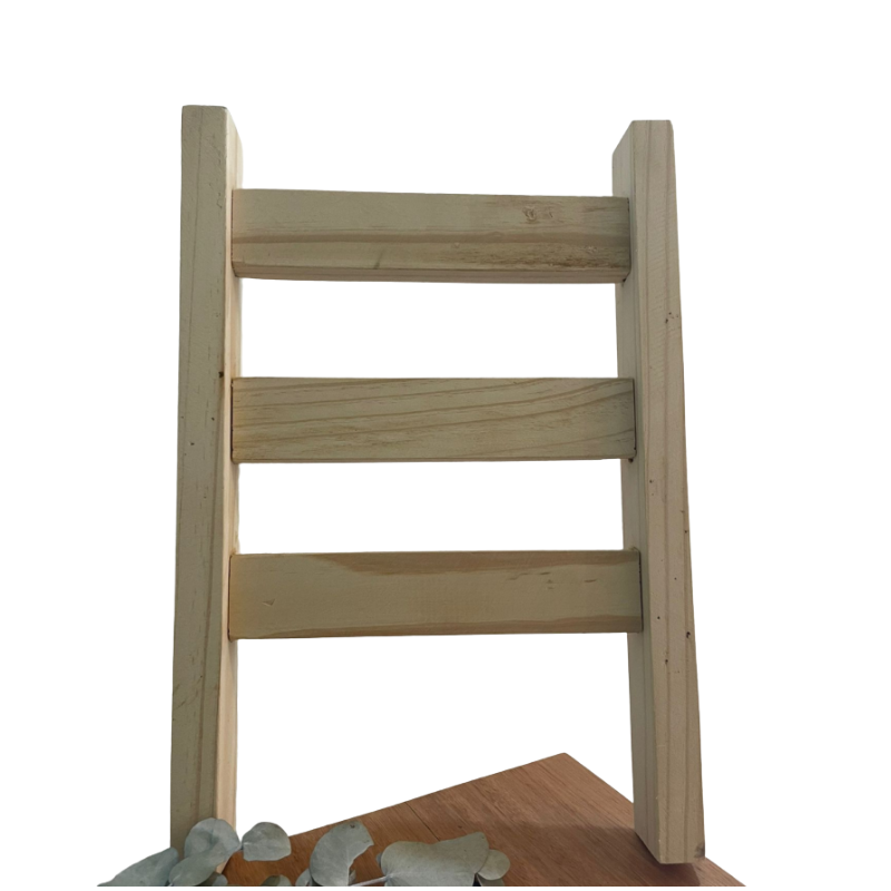 Mini escalera de pino para decorar y organizar